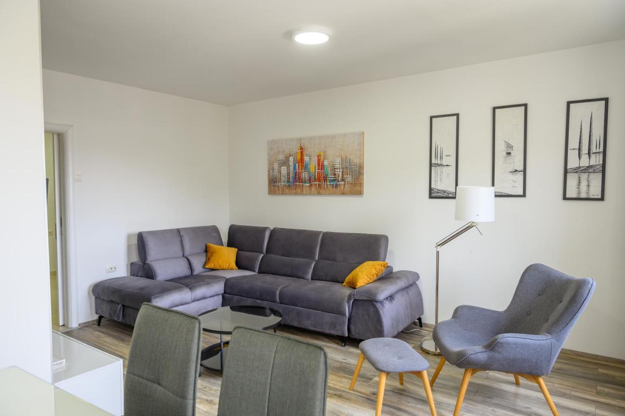 פלוצ'ה Apartment Tina מראה חיצוני תמונה