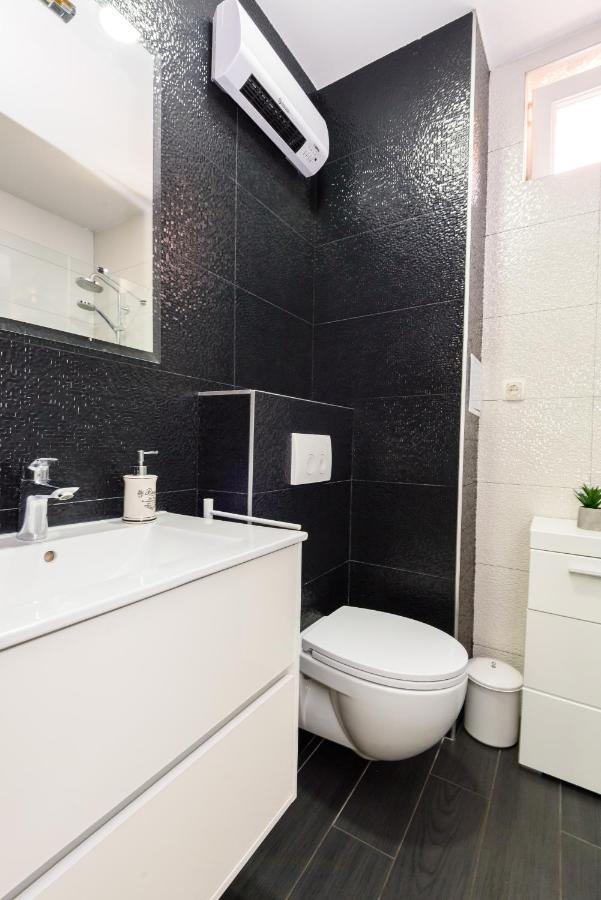 פלוצ'ה Apartment Tina מראה חיצוני תמונה
