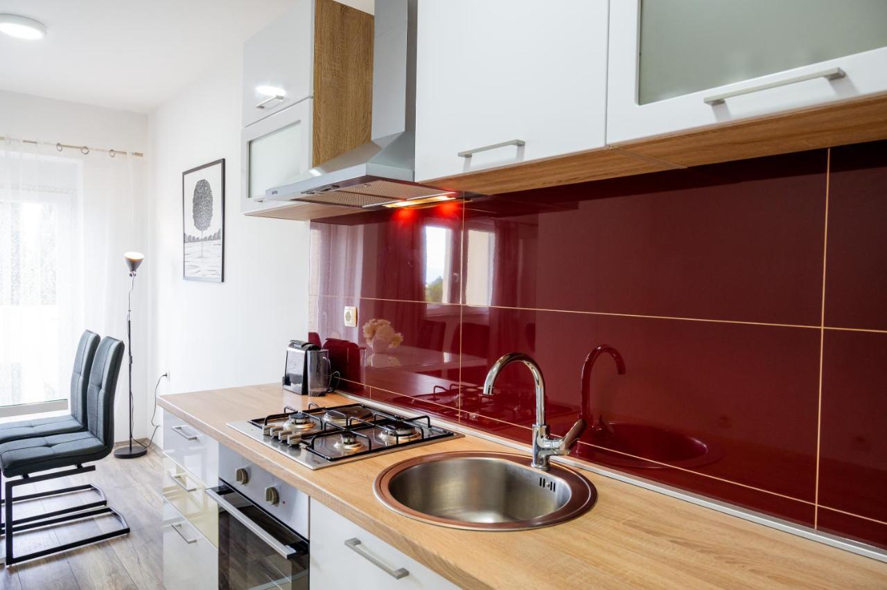 פלוצ'ה Apartment Tina מראה חיצוני תמונה